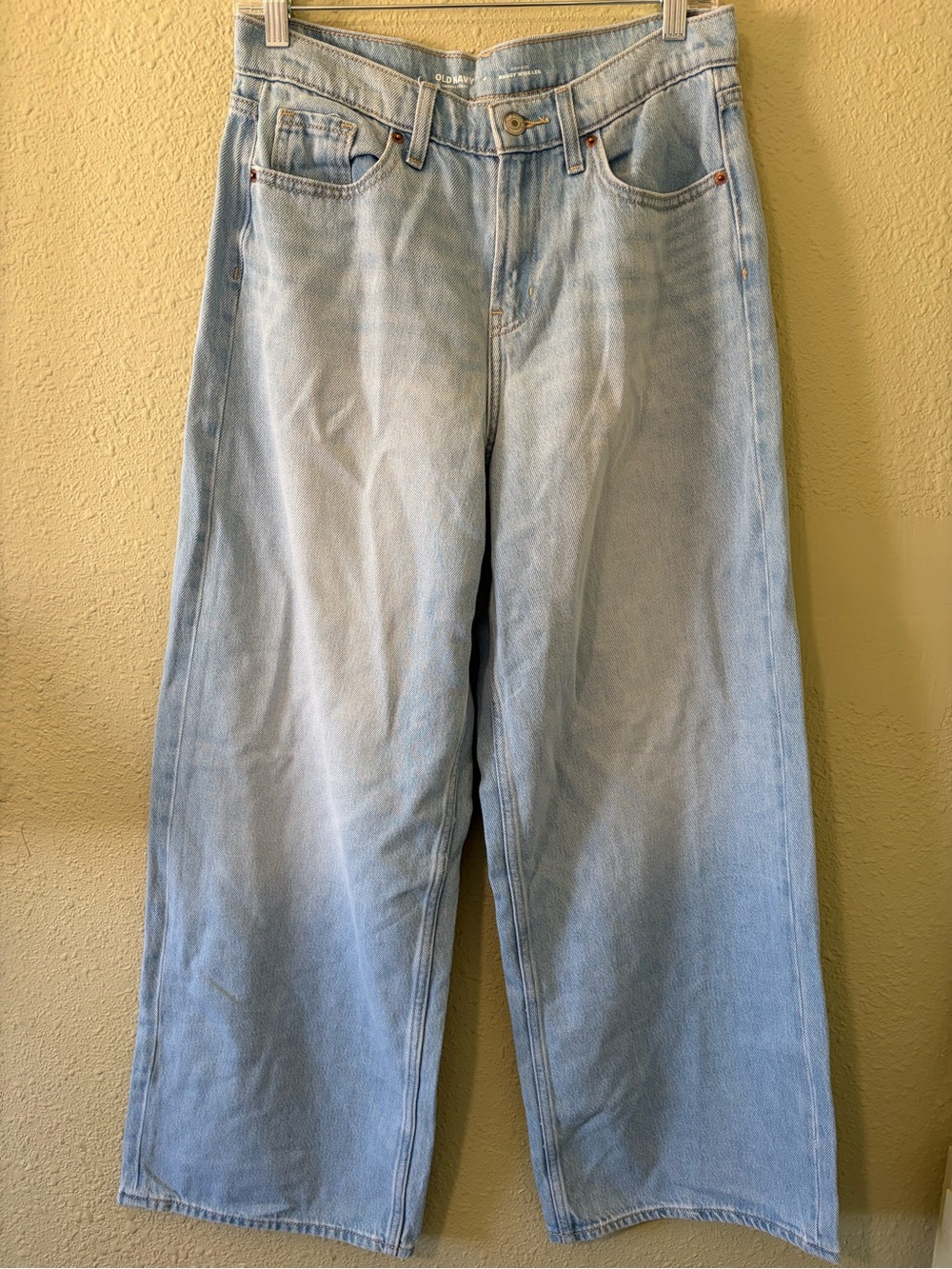Old Navy Light Blue Wide-Leg Women’s Jeans Size 6